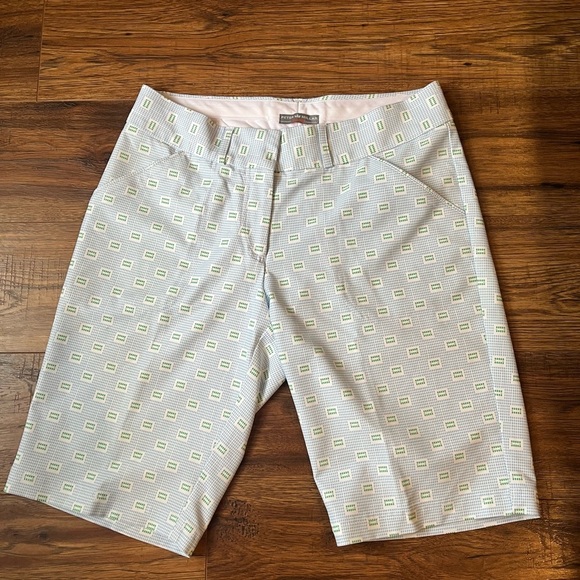 Peter Millar Wicking Womens Dress Golf  Bermuda Shorts Geometric White Blue‎ 4 - Picture 1 of 7